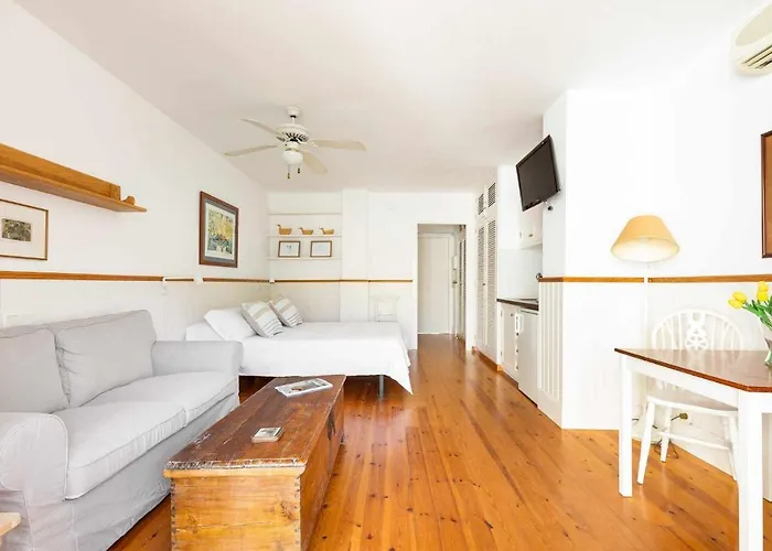 - A 10 Minutos De La Paya *